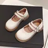 Zapatos de Cuero Pequeños para Niñas 2025 Otoño Nuevos Zapatos de Baile para Niña de Performance Suela Suave Zapatos de Una Sola Pieza Fondo Plano Zapatos de Princesa Versión Estudiante