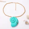Colar feminino multi-colorido com pingente de concha, estilo de férias criativo e personalizado, simples e versátil, para o dia a dia