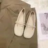 Zapatos de piel Mary Jane para mujer 2026 primavera nuevos zapatos planos de temperamento francés de moda para la noche estilo suave