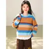 Suéter de Tricô Listrado Feminino Curto Gola Redonda Malha Solta Atmosférico Emagrecedor Casual Temperamento Top