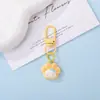 Creativo y lindo llavero de pata de gato de resina, accesorios de gato KT, recuerdos culturales y creativos para armar, venta al por mayor