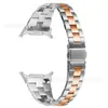 Adecuado para Samsung Watch8/9 Nueva Correa de Reloj de Acero Inoxidable con Líneas Prensadas y Correa de Acero Delgada de Tres Eslabones