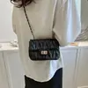 Bolso bandolera INS para mujer 2024 nuevo diseño de moda acolchado pequeño cuadrado con cierre de cadena bolso de hombro