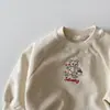 Suéter Bordado INS Estilo Coreano Primavera e Outono para Bebê Top de Suéter com Ombro Caído de Urso de Desenho Animado para Crianças