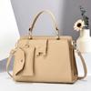 Bolsa feminina leve, luxuosa, de nicho, bolsa carteiro de alta qualidade, bolsa de mão multifuncional, bolsa de ombro requintada para trabalho e deslocamento