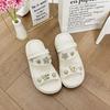 Nueva Llegada Pantuflas Metálicas de Mariposa y Flor para Mujer Verano Moda Exterior Zapatos con Agujeros Sandalias Romanas Planas y Pantuflas para Mujer con Suela Suave de Moda