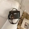 Bolsa Pequena Transfronteiriça com Padrão de Crocodilo para Mulheres 2026 Nova Moda Primavera Bolsa de Mão Bolsa de Ombro Versátil de Alta Qualidade Bolsa Transversal