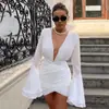 Vestido Novo 2025 Transfronteiriço de Manga Longa com Decote V Estilo Europeu e Americano com Mangas Sino e Saia no Quadril, Elegante Vestido de Noite, Feminino