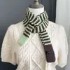 Cachecol de Inverno Quente de Comprimento Médio para Mulheres, Listrado Color-Blocking, Estreito e Fofo, Aquecedor de Pescoço Artístico Estilo Coreano