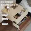 Mesita de noche moderna minimalista estilo italiano, nuevo modelo 2026, para uso doméstico, dormitorio, madera maciza, con un toque de lujo y una sensación de alta gama