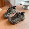 Zapatos para Niños Niños Zapatos de Algodón 2026 Otoño Invierno Nuevo Estilo Niños Superficie de Cuero Cálidos Zapatos Deportivos Niños Más Terciopelo Antideslizantes Zapatos de Papá