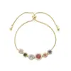 Chapado electrolítico de oro real microincrustado con circonita elegante joya para la mano diseño de nicho femenino colgante de pétalo pulsera de cordón ajustable