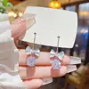 Pendientes Exquisitos de Plata S925 con Aguja de Plata, Circonita y Perla, Estilo Nicho Versátil y Sencillo, Pendientes de Lujo Ligero de Alta Gama para Mujer