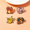 Broche de Aleación de Dibujos Animados para Mascotas Pikachu Charmander Bulbasaur Squirtle Insignia Adorno