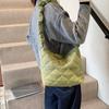 Bolsa para Traje Acolchada de Algodón Estilo Mori de Gran Capacidad con Forma de Rombo 2024 Nueva Bolsa Informal de Hombro Cruzada para Otoño e Invierno