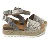 Calçados femininos plus size de comércio exterior sandálias femininas de sola grossa com fivela plataforma corda de cânhamo sandálias de salto alto sola leve sola grossa estilo europeu e americano feminino