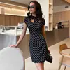 Vestido Polka Dot Vintage Estilo Hong Kong Novo Primavera/Verão 2026 para Mulheres, Estilo Europeu e Americano Transfronteiriço, Elegante Vestido Curto com Ajuste na Cintura para o Trabalho