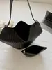 Bolso de Cubo Perezoso de Nicho Estilo Coreano Transfronterizo para Mujer 2026 Primavera Nuevo Elegante de Moda Bolso de Hombro para el Hombro de Viaje