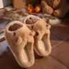 Pantuflas de Algodón Kapibala para Mujer Estilo Nuevo Otoño e Invierno 2025 Hogar Felpa Suela Gruesa Antideslizantes Pantuflas Peludas para Niños para Hombre