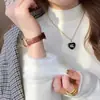 Suéter de forro polar engrosado para mujer, camiseta base de invierno con un diseño elegante, nuevo top de punto versátil 2024, capa interior cálida