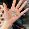 Pendientes de Trébol de Cuatro Hojas de Bucle de Diamantes Completos de Sentido Avanzado para Mujer, Pendientes de Flor de Diamantes Rosados Aguamarina y Diamantes Blancos, Collar, Anillo