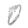 Anillo de Seis Garras con Diamantes Completos para Mujer, Anillo Sencillo y de Alta Gama con Zirconia de Diamante para Dedo Índice, Moderno y Versátil, Anillo Abierto para Novia