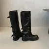Botas largas de estilo británico para mujer, nueva colección otoño/invierno, diseño adelgazante, suela gruesa, caña alta, con un aspecto elegante y en capas, y un diseño de caña que recuerda a las botas de equitación