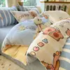 Novo Conjunto de Quatro Peças de Cama de Veludo Leite Desenho Animado 2025 Outono e Inverno Espessado Lençóis e Fronhas de Veludo Coral Roupa de Cama com Forro de Lã