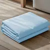 Hoja de Cama de Algodón Lavado Transpirable Amigable con la Piel de Color Sólido Pieza Única Juego de Tres Piezas Funda de Almohada Hoja de Cama Individual para Dormitorio de Estudiantes Modelo Nuevo 2026