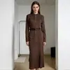 Moda Europeia e Americana de Primavera e Outono Elegante Zíper Gola Alta Camurça Sintética Vestido Simples Francês Fenda Longa Vestido