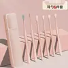 Kit de limpiador de orejas con cuchara para orejas de acero inoxidable, cuchara espiral para quitar cera, llavero portátil