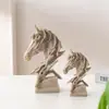 Figura de Caballo de Cabeza de Caballo Cuidadosamente Seleccionada Figura Transfronteriza de Arenisca Artesanía Tallada con la Proporción Áurea Adaptación Multiescena Silenciosa