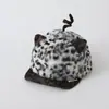 Chapéus de Pelúcia para Bebês Outono e Inverno Atacado Tendência Estampa de Leopardo Legal Gorros Quentes Chapéus Divertidos com Tentáculos para Bebês Aba Macia
