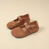 Sapatos Birkenstock de sola reta para mulheres, novo estilo 2026, outono, casuais, versáteis, nicho, sapatos Mary Jane retrô, sapatos de sola macia para mulheres