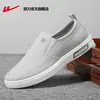 Zapatos de Hombre para Ponerse Fácilmente 2026 Nuevo Verano Transpirables Zapatos de Papá Hombre Suela Blanda Zapatos de Tela Old Beijing Estilo Masculino
