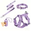 Peitoral respirável, leve e ajustável feito sob medida com coleira resistente a rasgos e suporte para saquinhos de cocô, disponível em várias cores