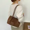 Bolso tote tejido de gamuza retro estilo coreano para mujer, nueva colección otoño/invierno 2026, bolso de hombro casual versátil para el trabajo