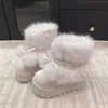 Sapatos de Algodão Quentes da Moda para Inverno, Meia-Canela, Novo Estilo, Engrossados com Bolas de Pelo, Confortáveis e Macios