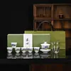 Juego de Té Kung Fu Personalizado de Porcelana Blanca Dehua con Tazón de Tapa de Tres Piezas, Taza de Compartir de Vidrio, Juego Pequeño, Juego de Regalo, Personalización Corporativa