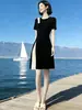 Vestido Negro de Bloques de Color Estilo Europeo para Mujer, Verano 2026, Adelgazante, Elegante, Diseño Único, Hermoso Vestidito Negro