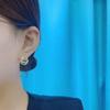 Corea del Sur Dongdaemun Elegantes Zirconia Aretes de Alto Nivel para Mujer Moda Combinable Aretes de Círculo Aretes Pequeños con Letra