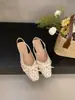 Sandalias de Cuña Baja Slip-On con Tira Trasera para Mujer, Tela Floral Francesa de Temporada 'Primer Encuentro', Perfectas para el Trabajo y Combinar con Faldas