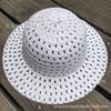 Niños de preescolar pintando sombrero de paja DIY decoración de pared 28 cm graffiti material de sombrero de paja en blanco fabricantes
