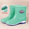 Botas de lluvia para mujer de corte bajo, hasta la pantorrilla, para adulto; Botas de agua de verano de felpa para mujer, de caña corta, a la moda; Botas de lluvia antideslizantes para mujer; Zapatos impermeables para mujer