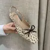 Sandálias Femininas Versáteis Estilo Francês Frescas Florais Sem Costas Salto Anabela Bico Fechado Laço Suave Estilo Novo Primavera e Verão