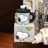Caneca Cerâmica Snoopy com Tampa Fofa Desenho Animado Caneca Alto Valor de Cor Caneca de Presente Estudante Crianças Menina Copo de Água