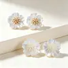 Pendientes de Botón de Perla con Flor Blanca para Mujer Aguja de Plata de Ley S925 Pendiente Francés de Lujo Ligero Nueva Moda Pendientes para el Trabajo