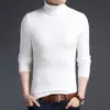 Suéter de otoño e invierno para hombre de estilo coreano, manga larga, ajustado, cuello alto, elástico, en stock, camisa base de punto para hombres jóvenes
