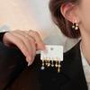 Pendientes de Perla Estilo Ins para Mujer, Pendientes Versátiles de Gama Alta de Nicho, Accesorios para Orejas Elegantes de Nicho Más Vendidos en 2026 Venta al por Mayor