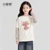Camiseta de manga longa nova para meninas Xiaofei outono 2026, peça básica versátil para meninas, top com visual de duas peças para meninas de tamanho médio e grande